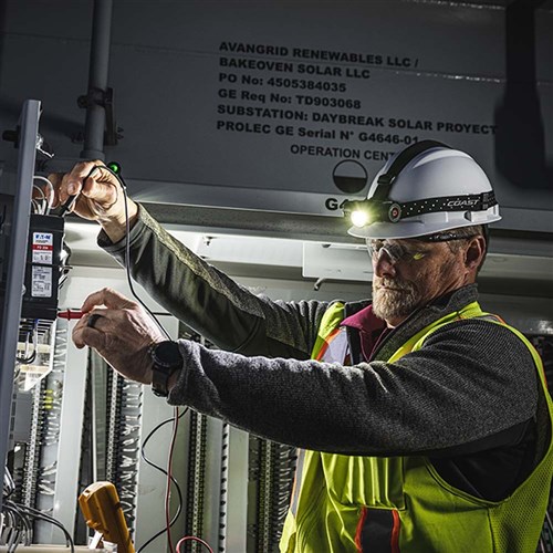 Coast XPH34R 2700 Lumens Rechargeable Pure Beam Focusing LED Headlamp